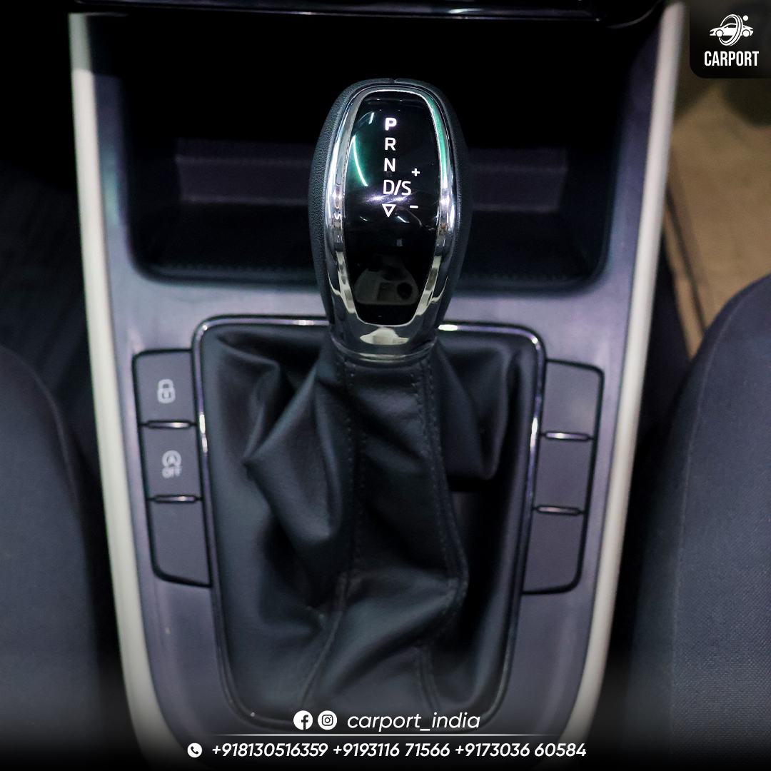 Used 2025 SKODA SLAVIA SPORTLINE TSI AT white - photo 6