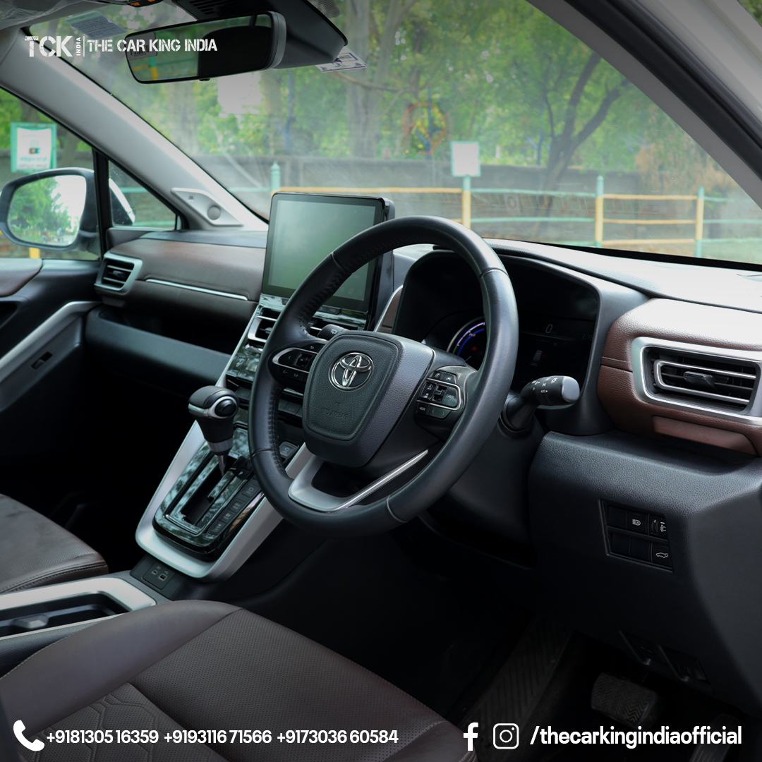 Used TOYOTA INNOVA HYCROSS ZX(O) 2025 white - photo 5